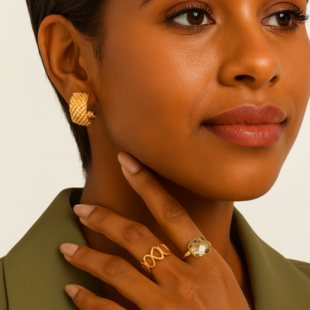 Renelle | 18K Gold Plated Pineapple Mesh C Shaped Cuff Waterproof Earrings