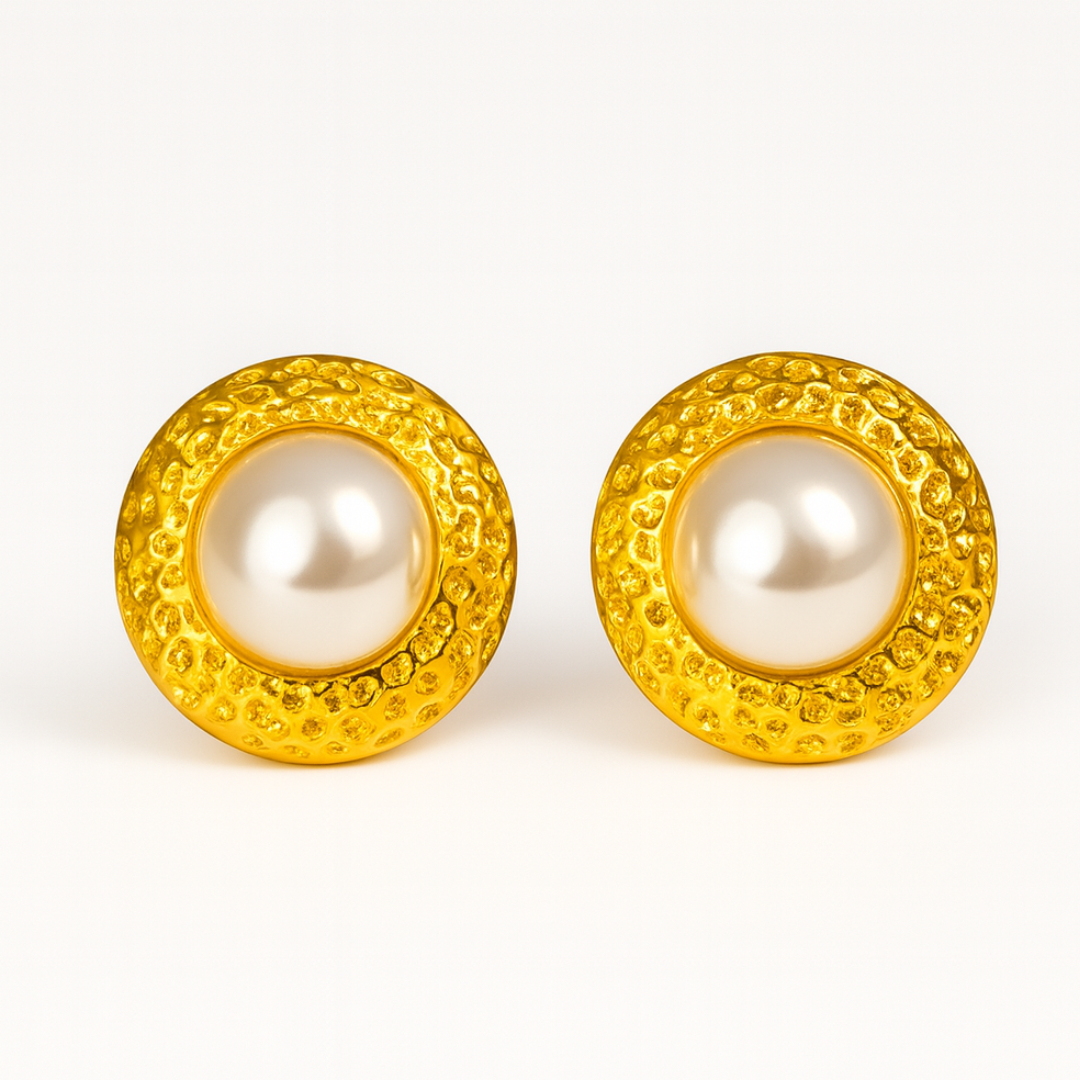 Nerina | 18K Gold Plated Pearl Round Nest Stud Waterproof Earrings