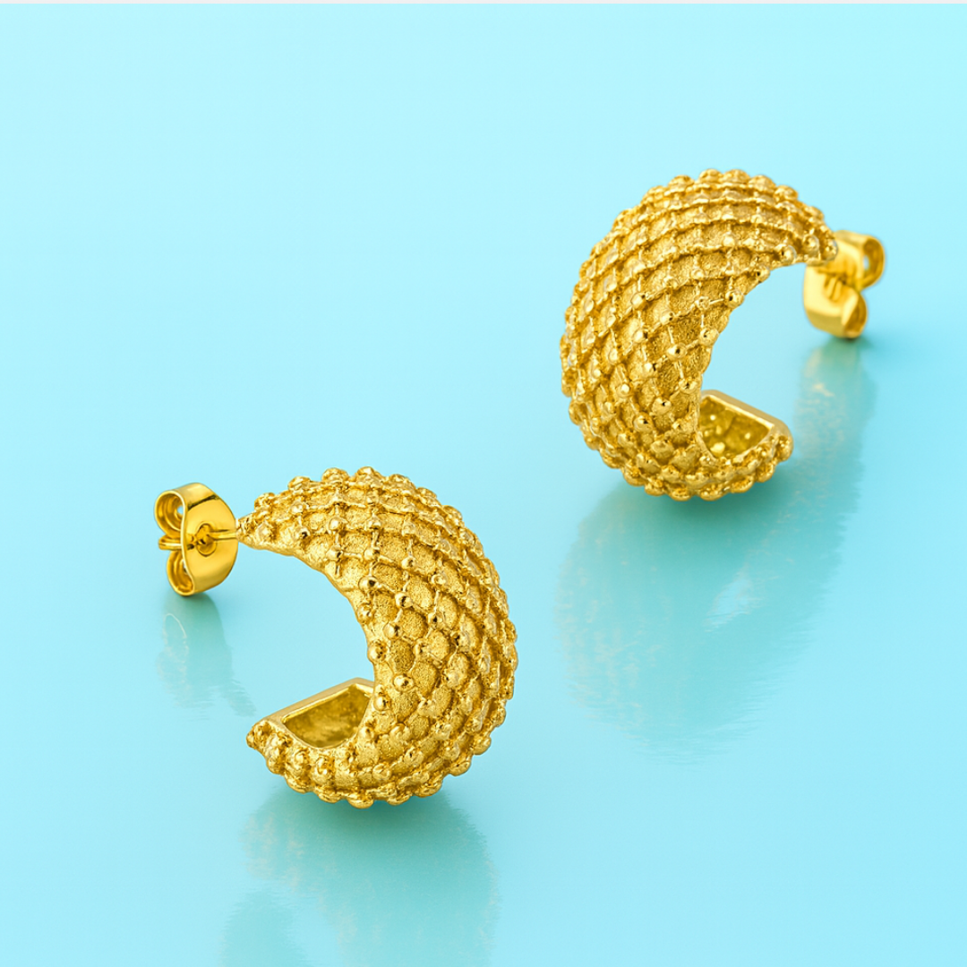 Renelle | 18K Gold Plated Pineapple Mesh C Shaped Cuff Waterproof Earrings