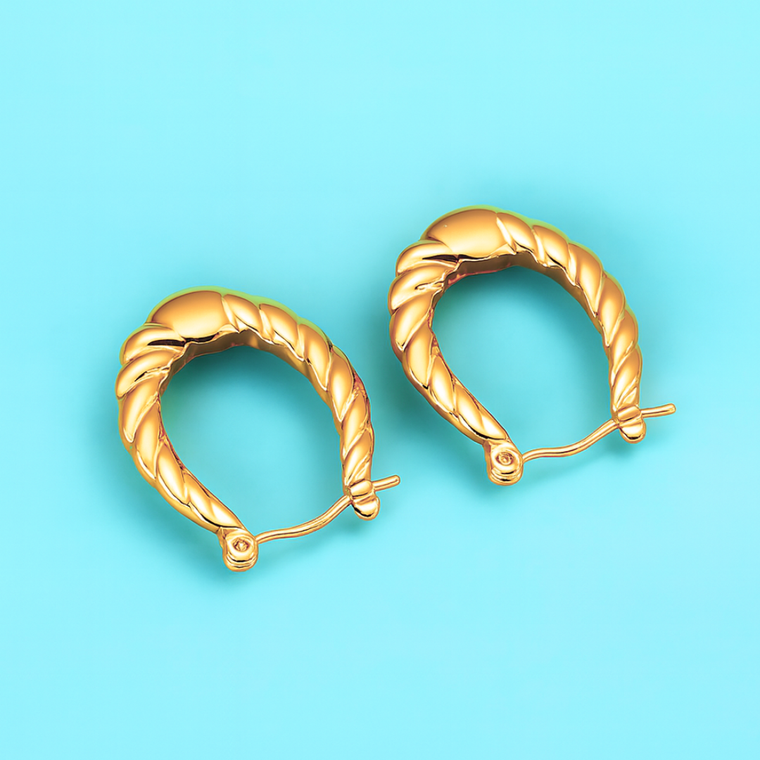Amoret | 18K Gold Plated Twisted Oval Hoop Waterproof Earrings