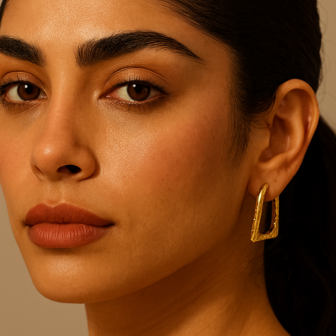 Ellie | 18K Gold Plated Hammered Square Dangle Hoop Waterproof Earrings