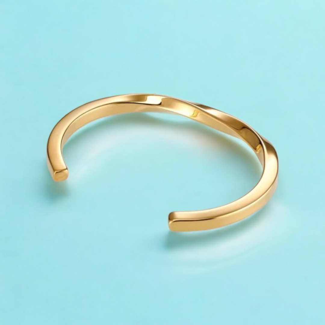 Serena | Gold Plated Geometric Twisted Irregular Bracelet Bangle
