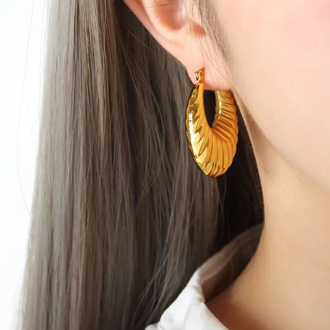 Susanne | Gold Plated Tear Drop Oval Hoop Earrings