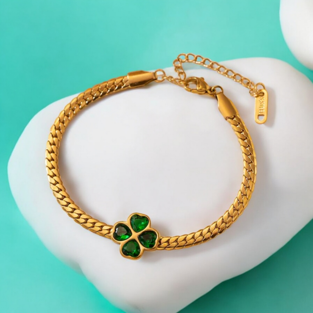 Ameline | Gold Plated Four Leaf Clover Cuban Bracelet with Green Zircons