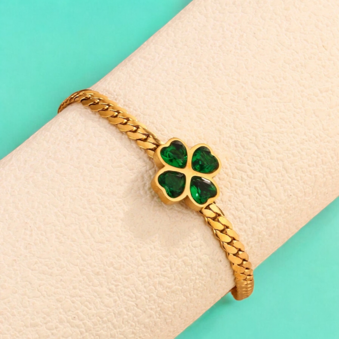 Ameline | Gold Plated Four Leaf Clover Cuban Bracelet with Green Zircons