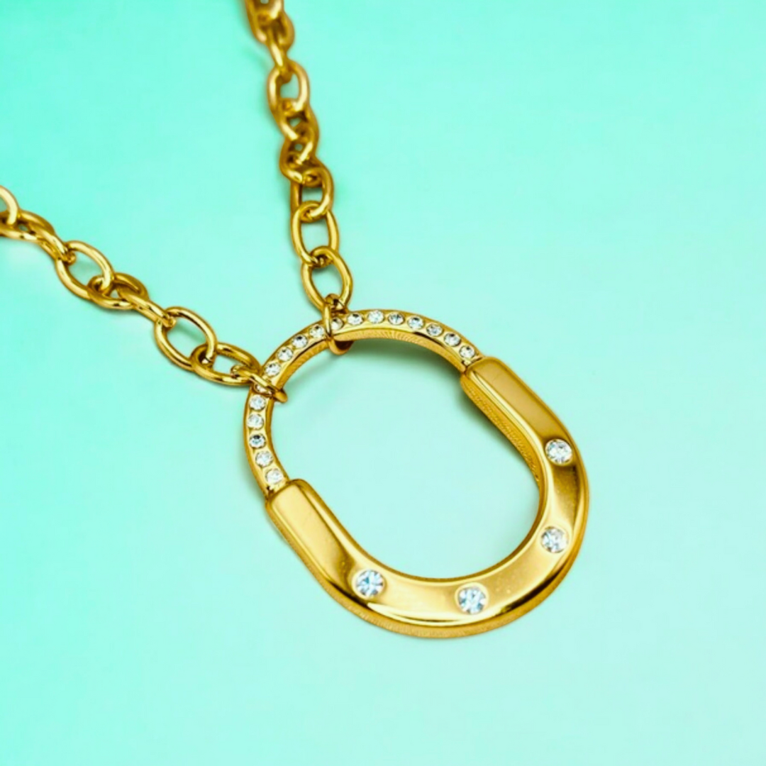 Avielle | Gold Plated Lock Pendant Necklace with Zircon Link Chain