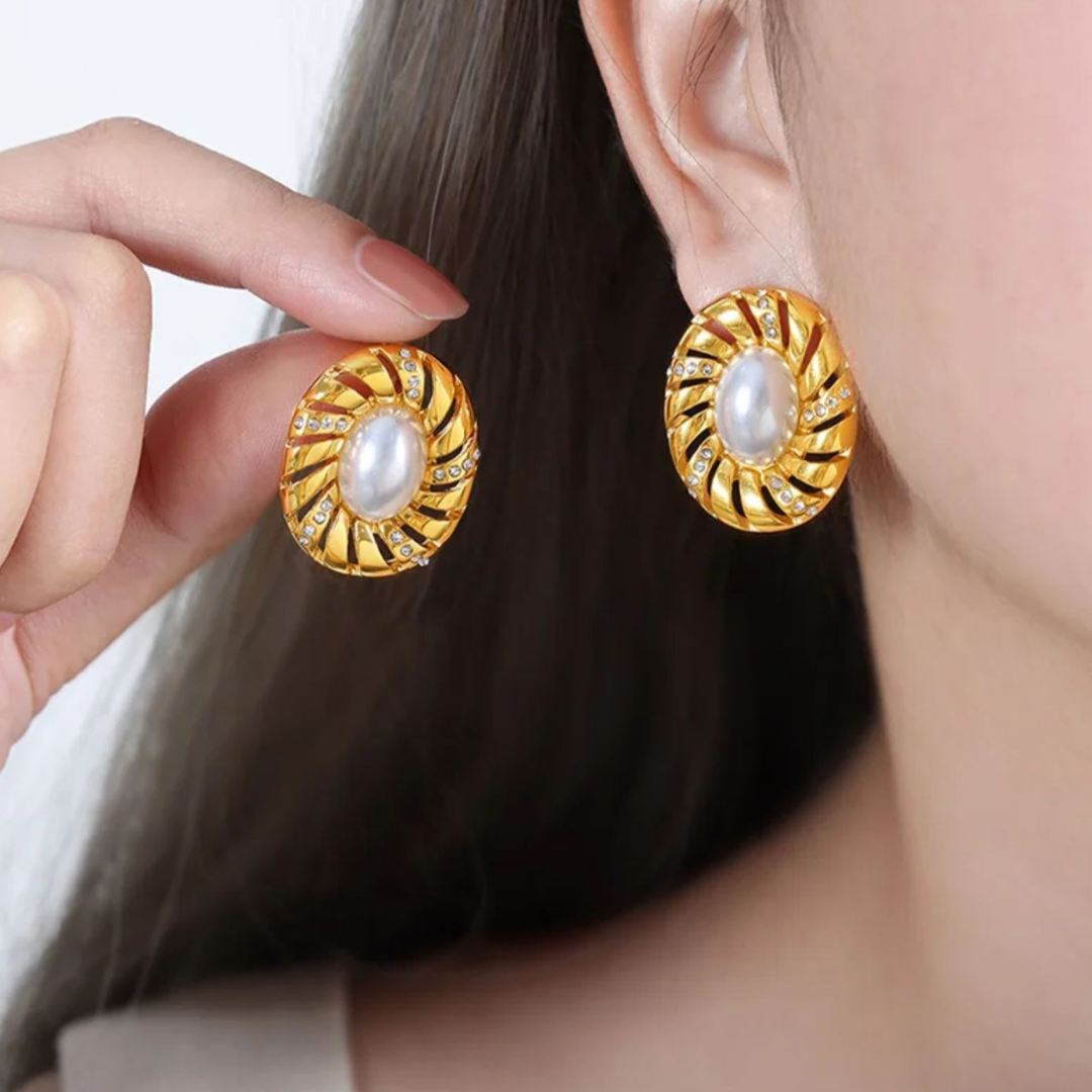Gold earrings with pearl center chunky vintage