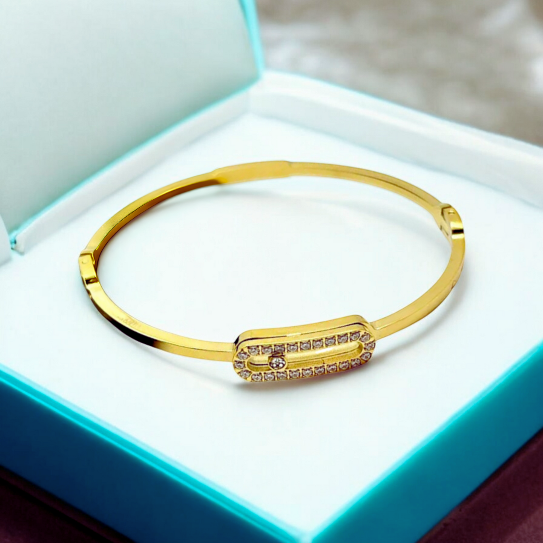 Roxanne | Gold Plated Uno Geometric Zircon Cuff Bracelet Bangle
