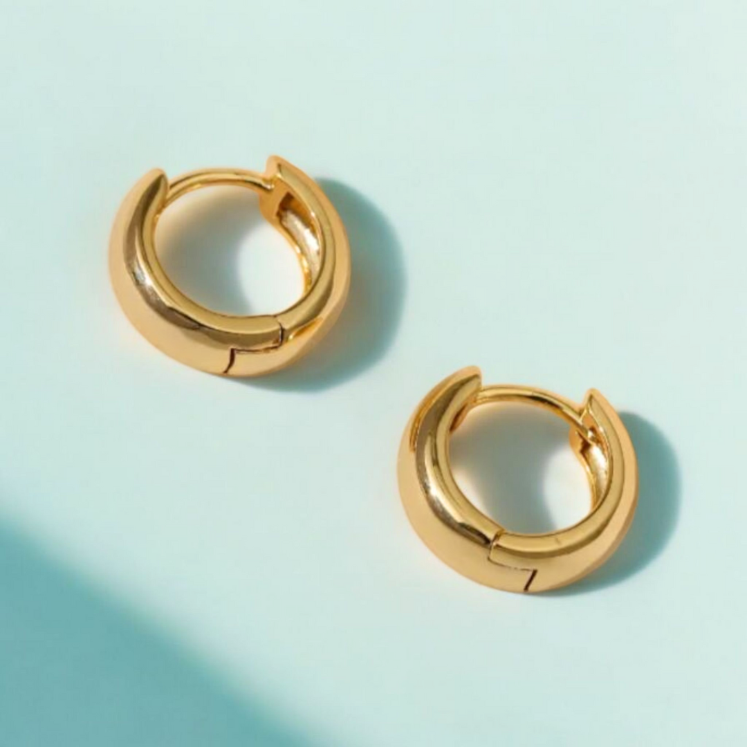 Hannah | Gold Plated Basic Staple Hoop Earrings
