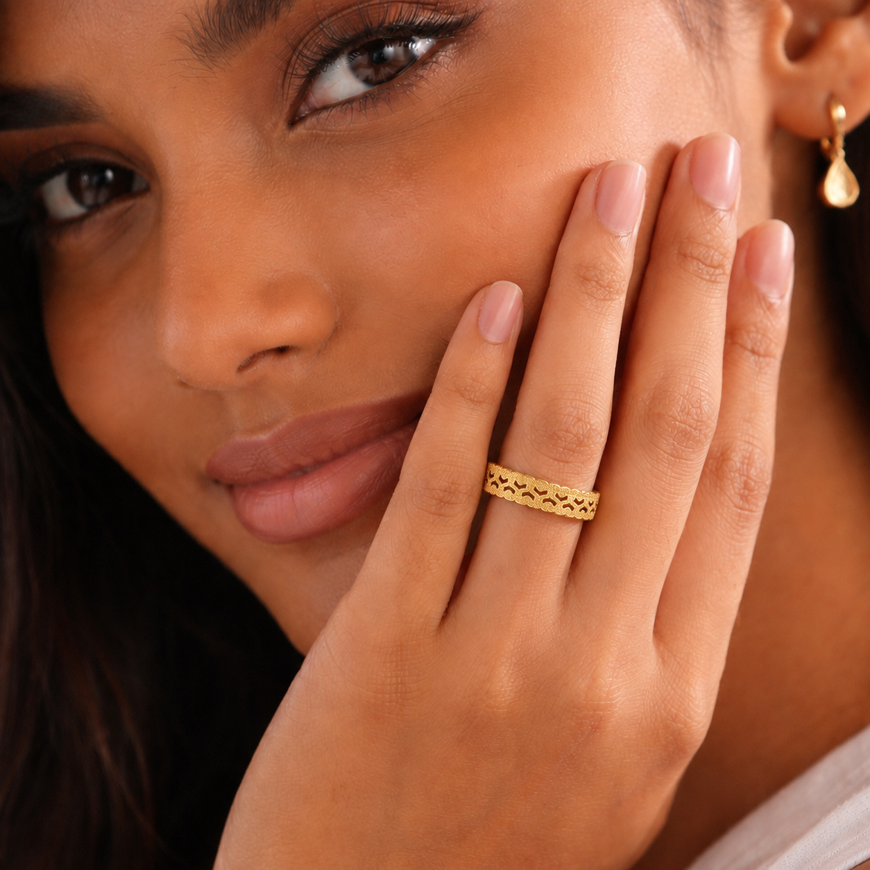 Zyre | Gold Plated Sculpted Lace Band Ring