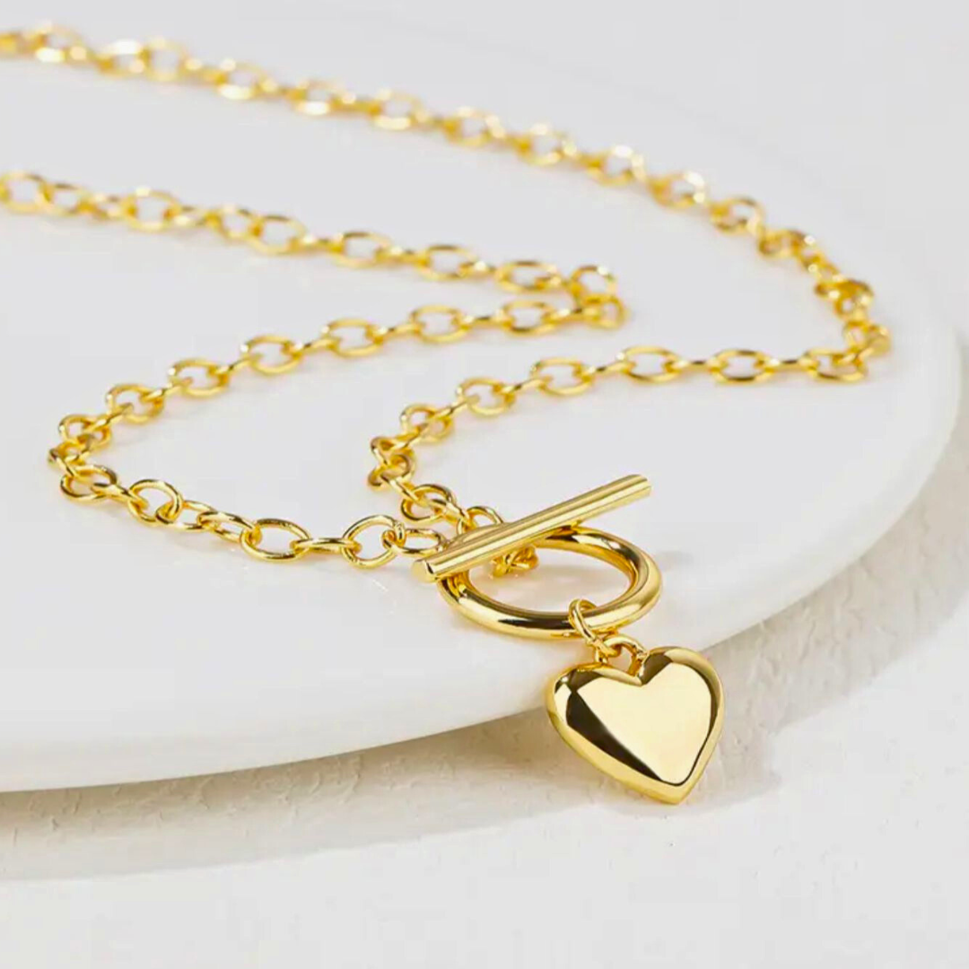 Pixie | Gold-Plated Solid Heart Charm OT Buckle Chunky Necklace