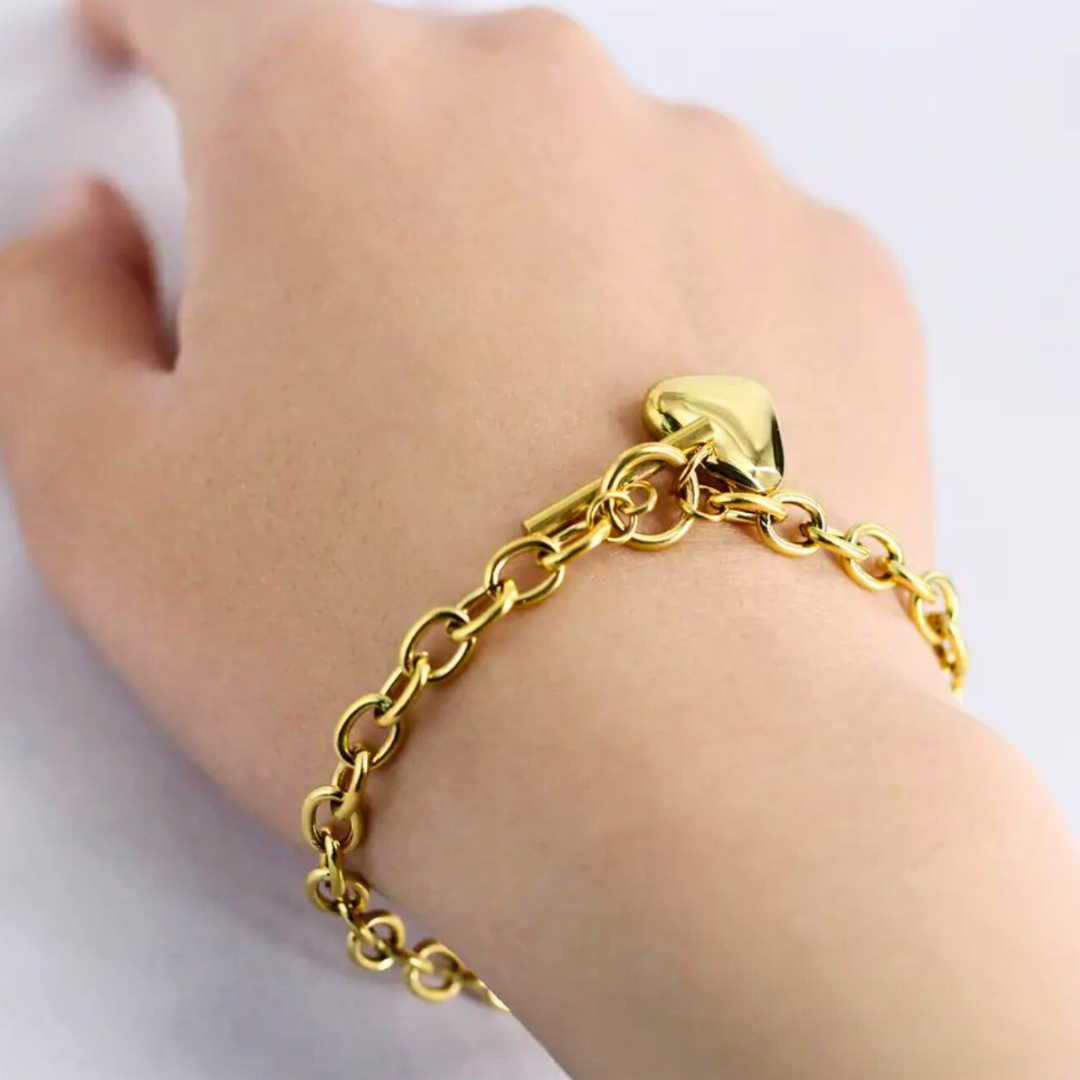 Luna | Gold-Plated Solid Heart Charm OT Buckle Chunky Bracelet