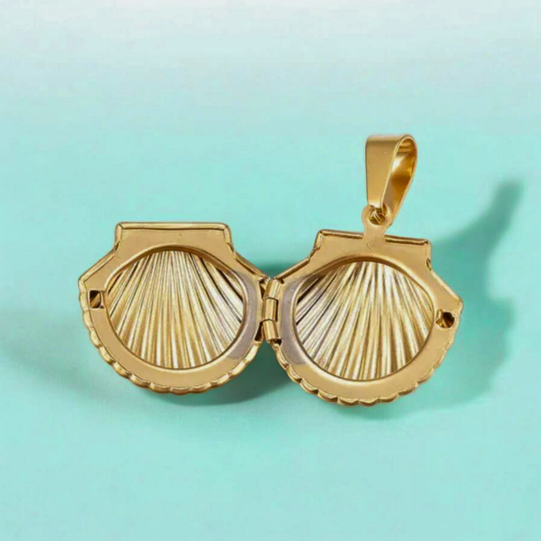 Rexa | Gold (18K) Plated Sea-Shell Waterproof Locket Necklace