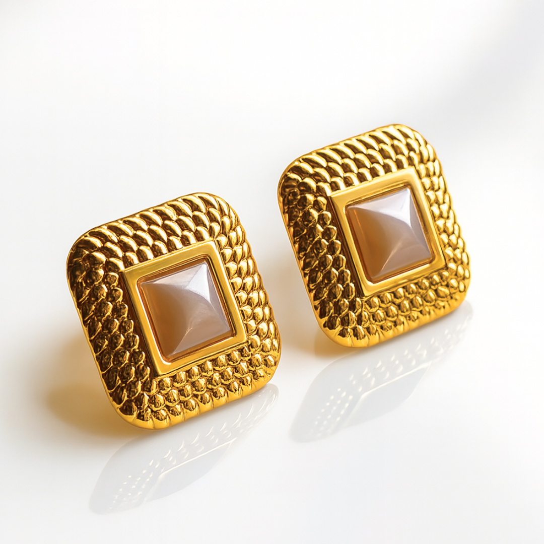 Grace | 18K Gold-Plated Square Pearl Vintage Chunky Waterproof Earrings