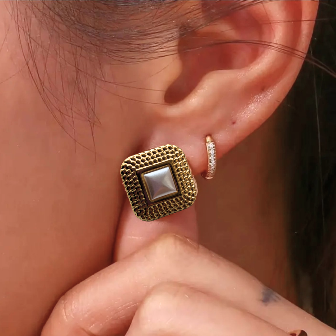 Grace | Gold-Plated Square Pearl Vintage Chunky Earrings