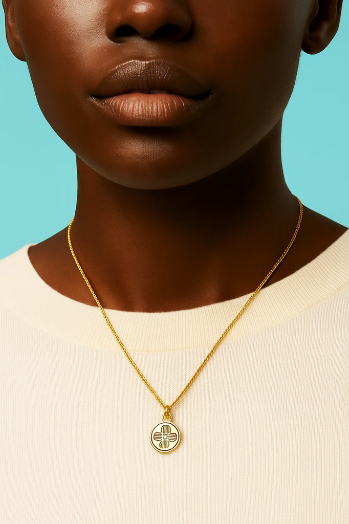 Elizabeth | Clover Coin Pendant Necklace - 18K Gold Plated Four-Leaf Waterproof Chain