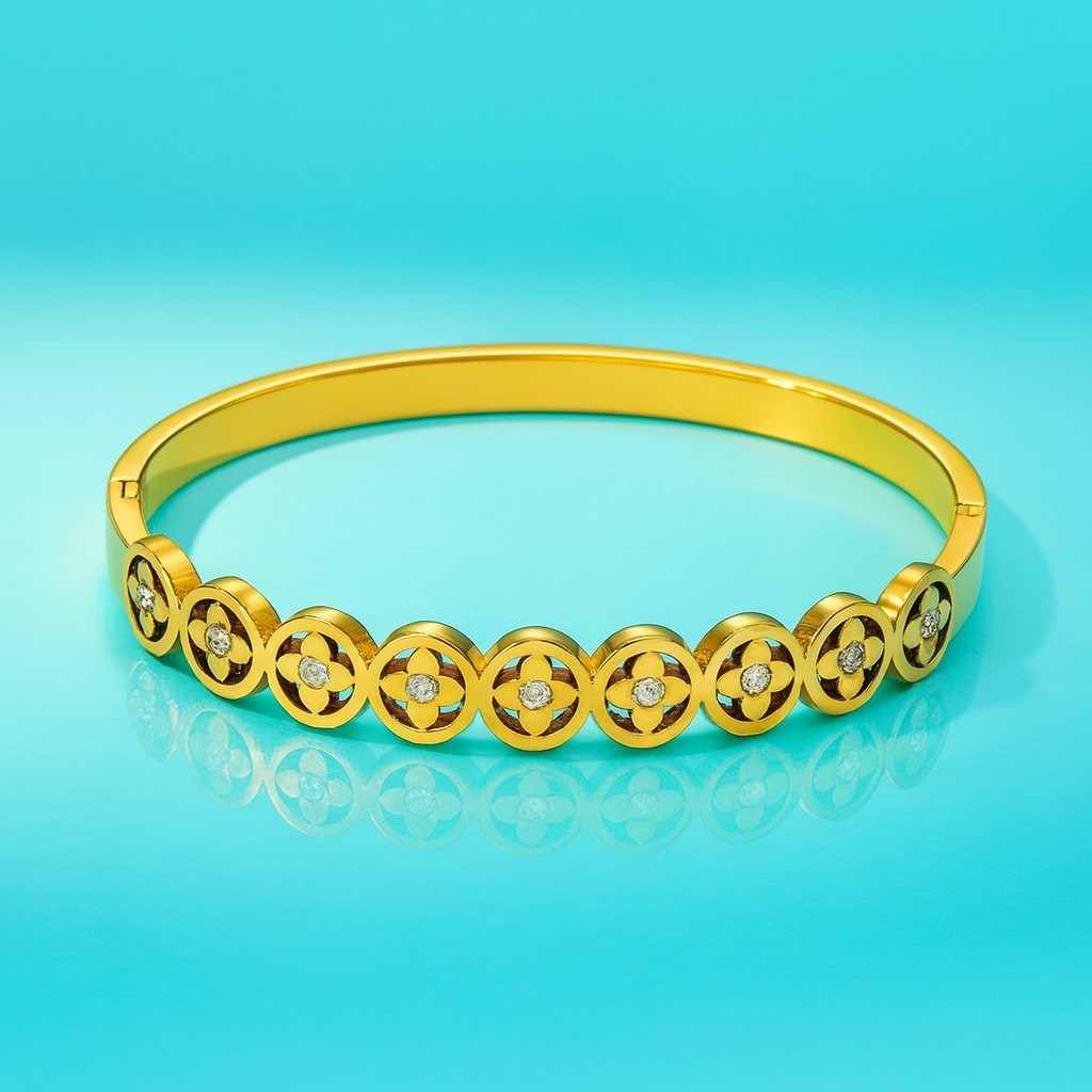 Kate | Gold Plated Four-Leaf Clover Zircon Cuff Bracelet Bangle