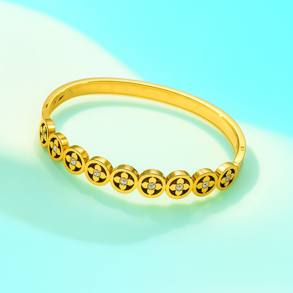Kate | Gold Plated Four-Leaf Clover Zircon Cuff Bracelet Bangle