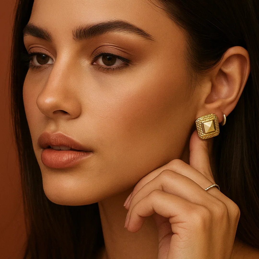 Grace | 18K Gold-Plated Square Pearl Vintage Chunky Waterproof Earrings