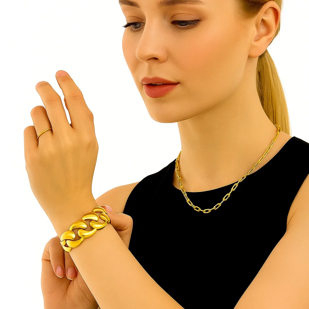 Olivia | 18K Gold-Plated Hollow Waterdrop Cuff Waterproof Bracelet Bangle