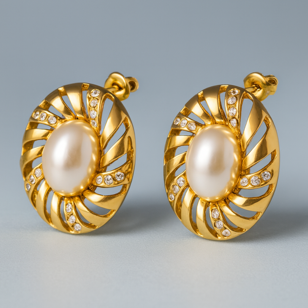 Lira | Gold (18K) Plated Chunky Waterproof Stud Earrings with Pearls