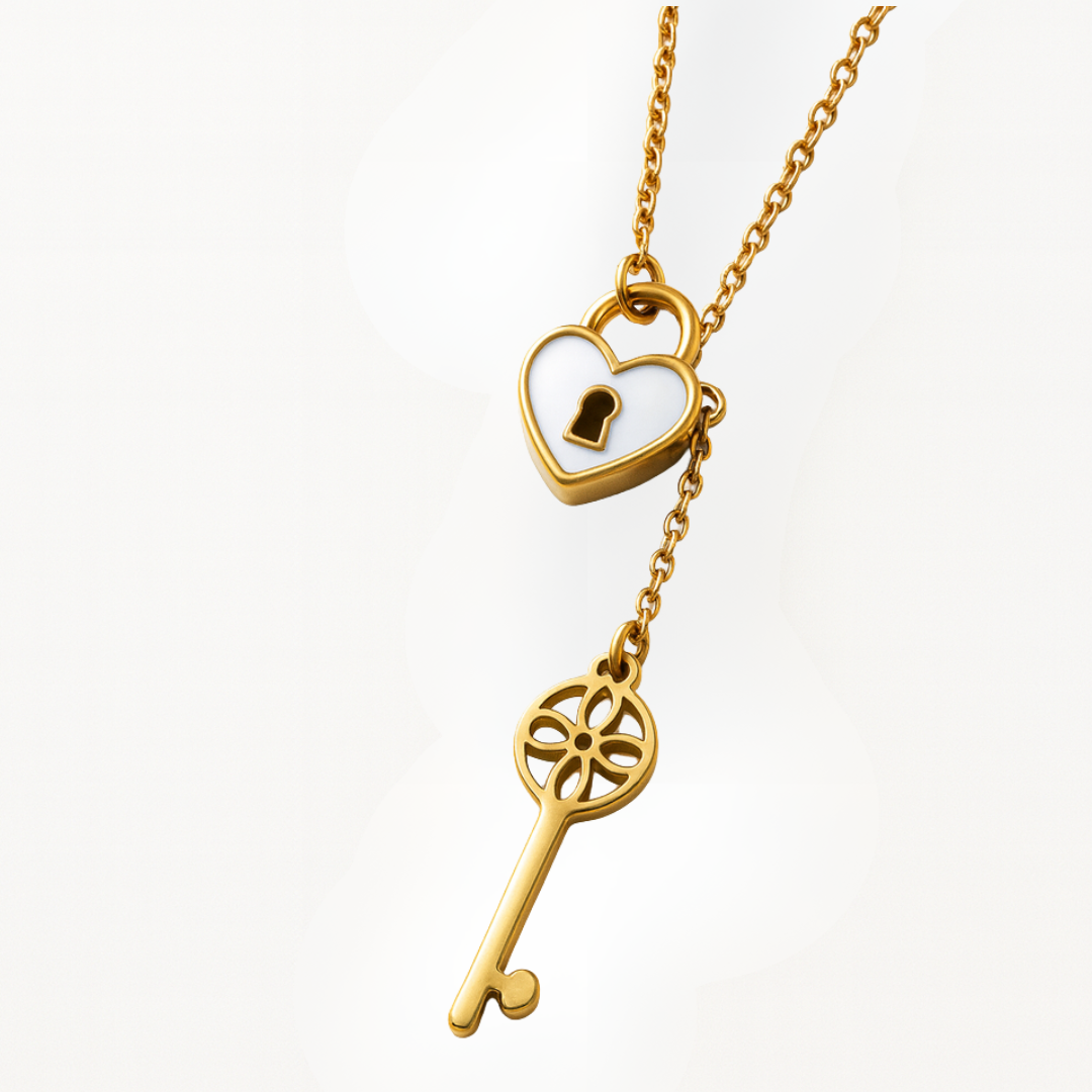 Daria | Gold (18K) Plated Heart Lock and Key Waterproof Necklace