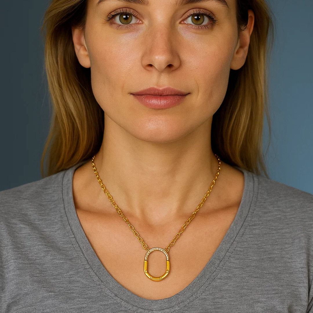 Avielle | Gold (18K) Plated Lock Pendant Waterproof Link Chain Necklace with Zircons