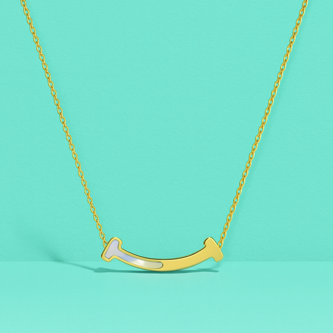 Monica | 18K Gold Plated T-Smile Pendant Waterproof Necklace with Shell