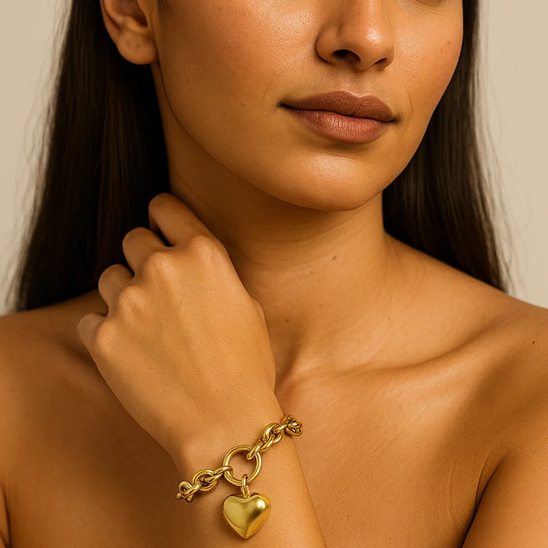 Luna | 18K Gold-Plated Solid Heart Charm OT Buckle Chunky Bracelet
