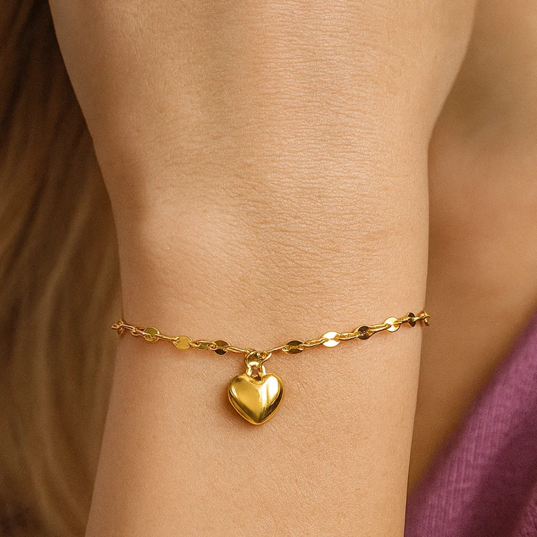 Zeta | Gold Plated Solid Love Heart Charm Bracelet