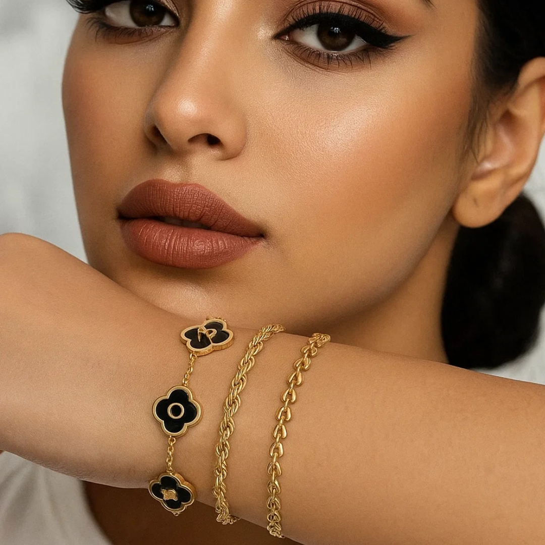 Khiara Clover Bracelet - Personalised Clover Name Bracelet, 18K Gold Plated Waterproof Clover Jewellery Christmas Gift