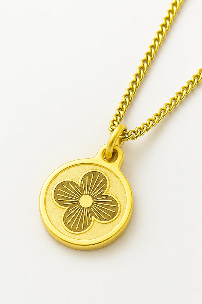 Elizabeth | Clover Coin Pendant Necklace - 18K Gold Plated Four-Leaf Waterproof Chain