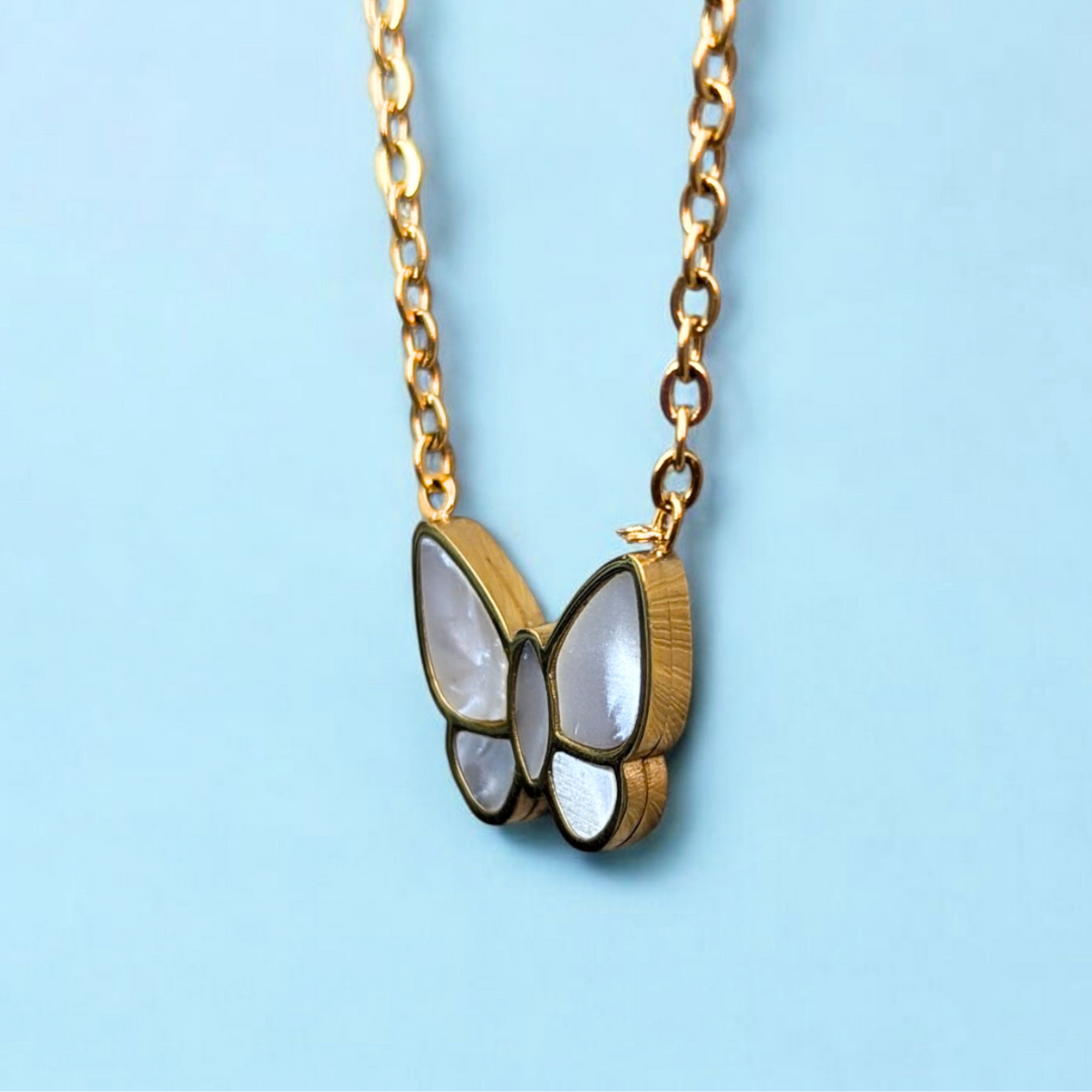 Mirayah | Gold-Plated (18K) Shell Butterfly Charm Waterproof Necklace