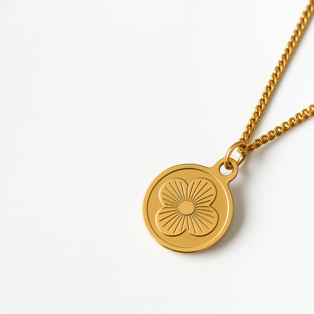 Elizabeth | Clover Coin Pendant Necklace - 18K Gold Plated Four-Leaf Waterproof Chain