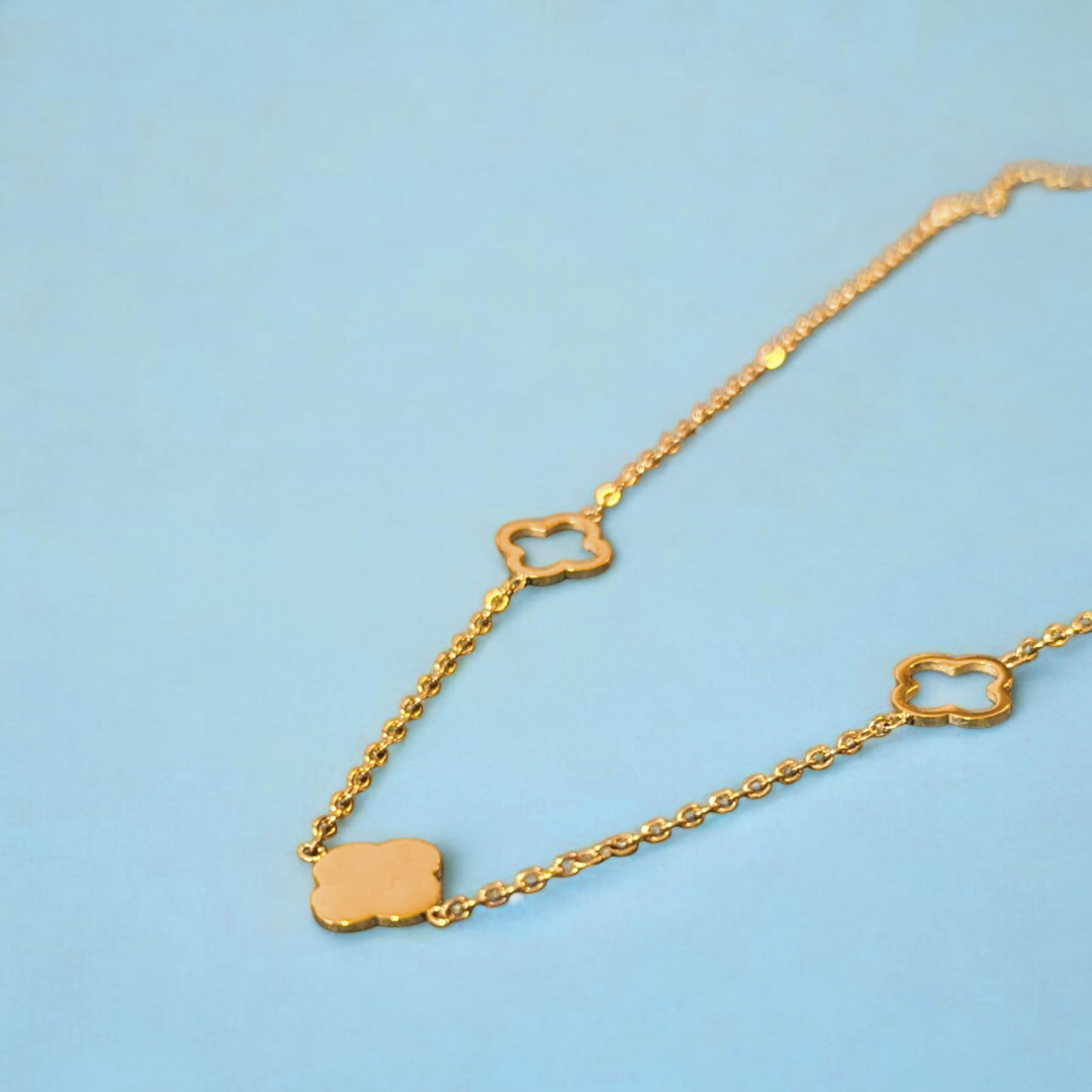 Elexia | Gold-Plated Four-Leaf Clover Pendant Necklace