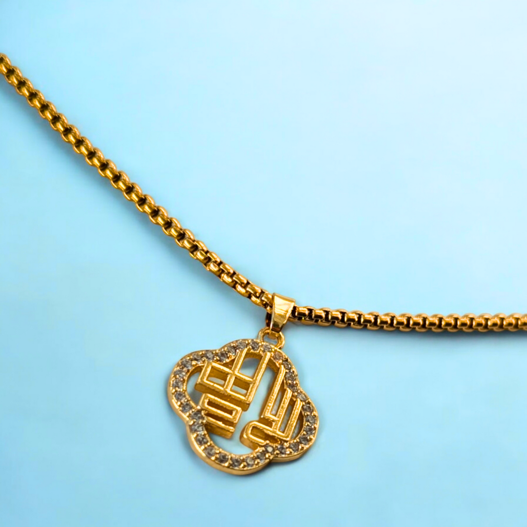 Coco | Gold Plated Hollow Clover Necklace with Zircons