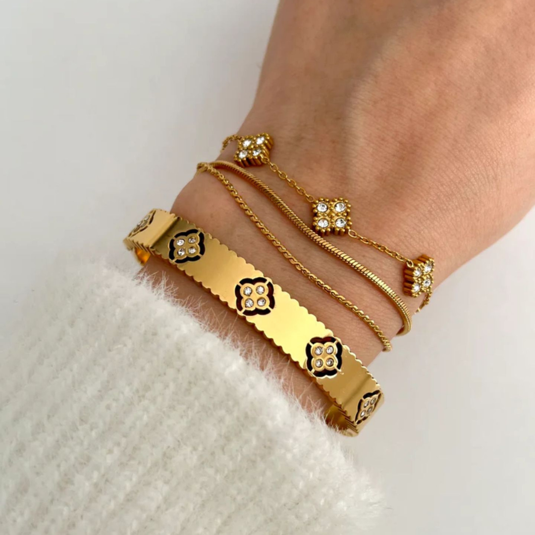 Viviana | Gold-Plated Four-Leaf Clover Cuff Bangle Bracelet with Zircons