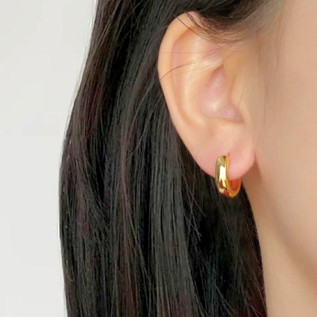 Hannah | Gold Plated Basic Staple Hoop Earrings