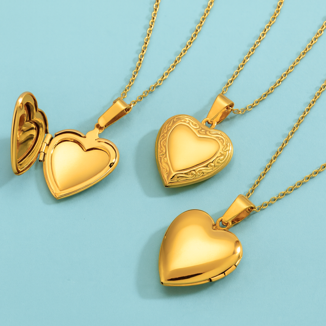 Raven | Gold (18K) Plated Heart Photo Frame Locket Pendant Waterproof Necklace/Christmas Gift