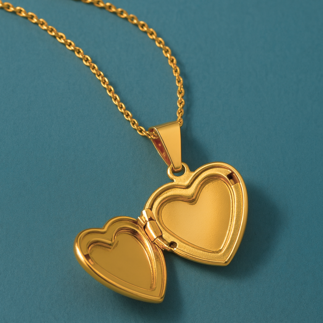 Raven | Gold (18K) Plated Heart Photo Frame Locket Pendant Waterproof Necklace/Christmas Gift
