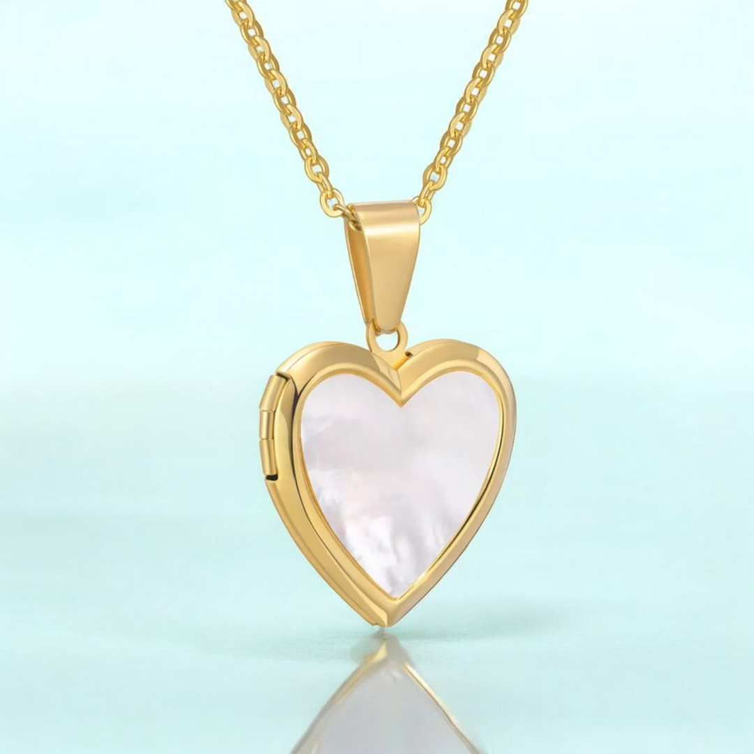 Rochelle | Gold (18K) Plated Heart Photo Frame Locket Pendant Waterproof Necklace