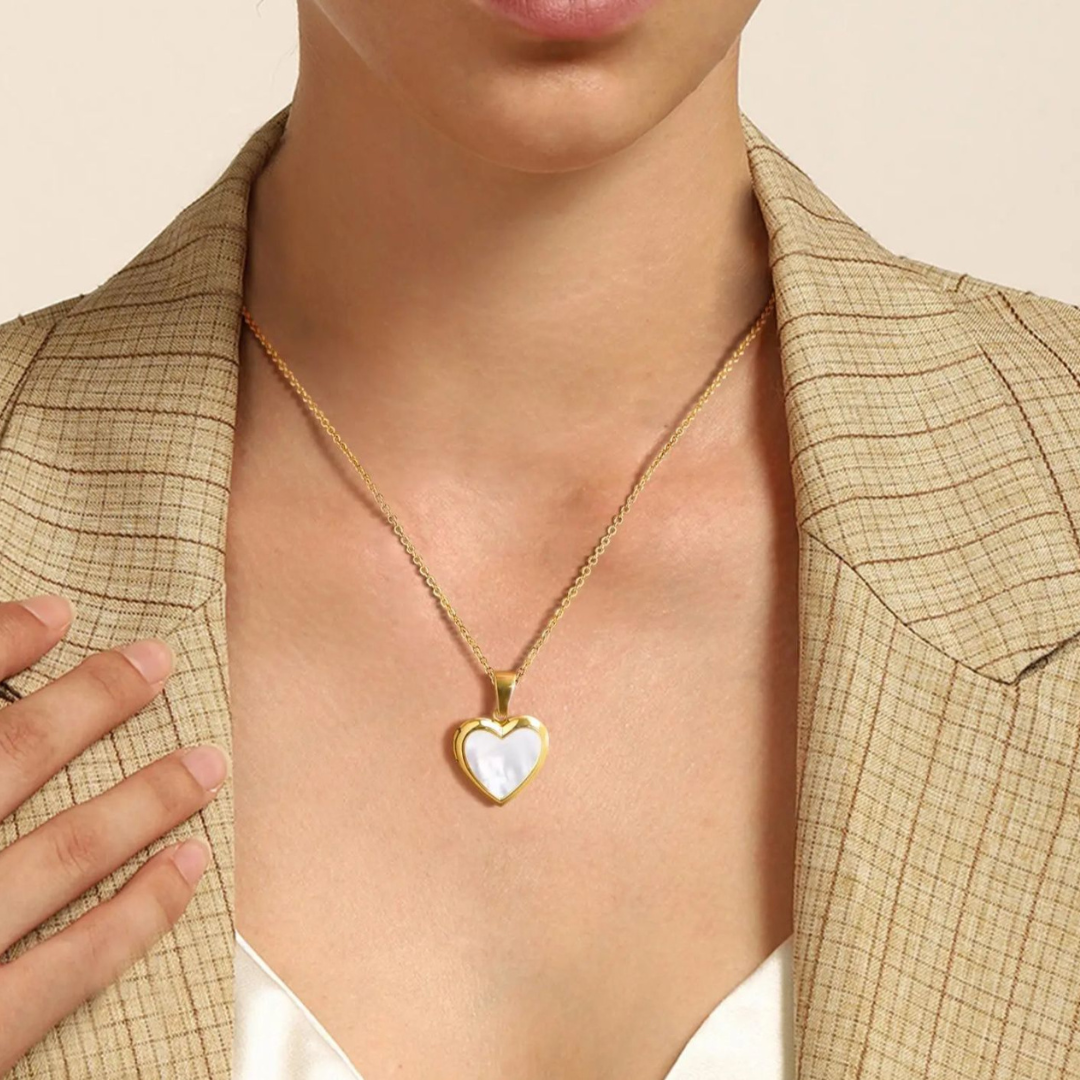 Rochelle | Gold (18K) Plated Heart Photo Frame Locket Pendant Waterproof Necklace