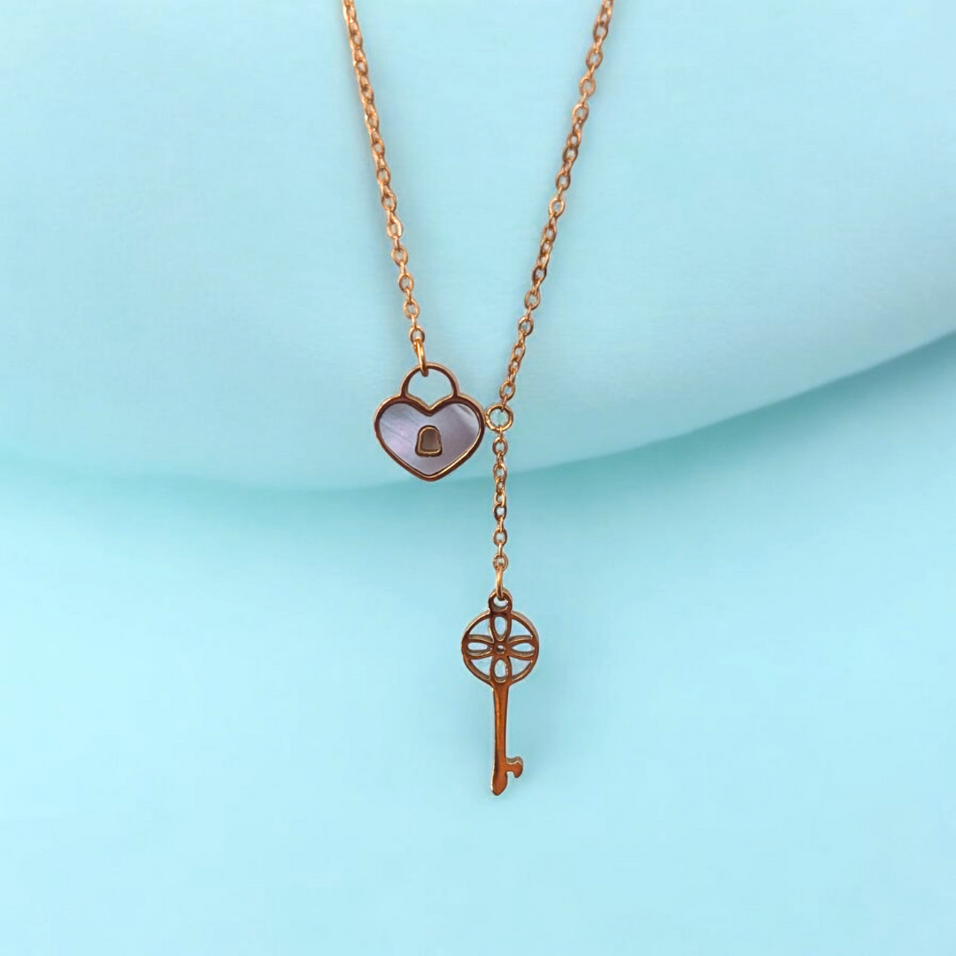 Daria | Gold (18K) Plated Heart Lock and Key Waterproof Necklace