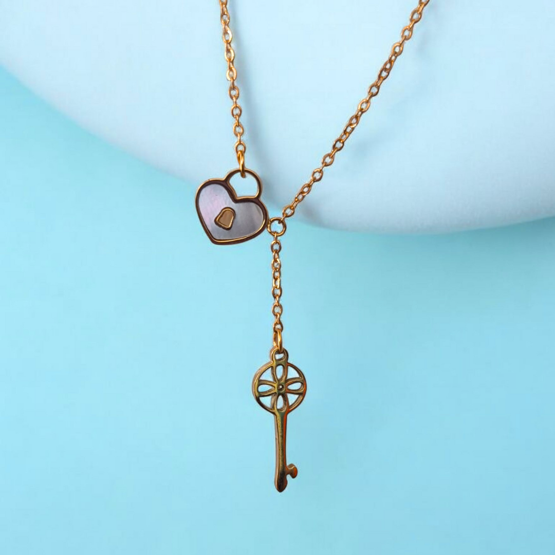 Daria | Gold (18K) Plated Heart Lock and Key Waterproof Necklace