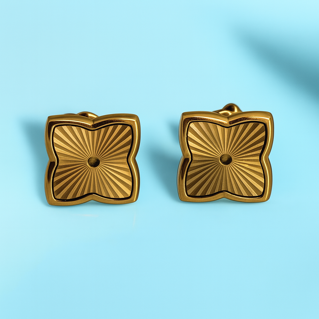 Lara | Gold (18K) Plated Textured Four-Leaf Clover Waterproof Stud Earrings