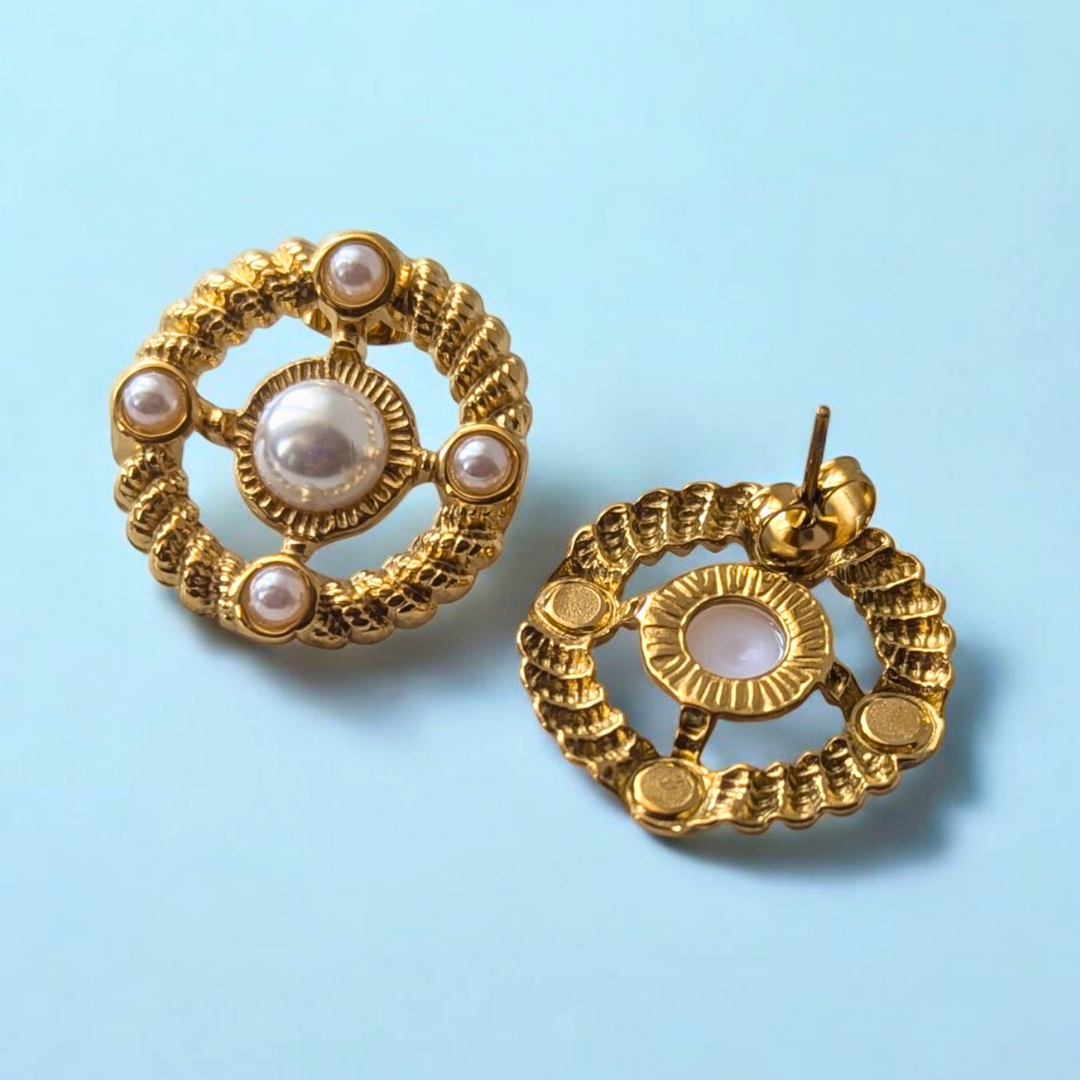 Paula | Gold (18K) Plated Round Pearl Stud Earrings