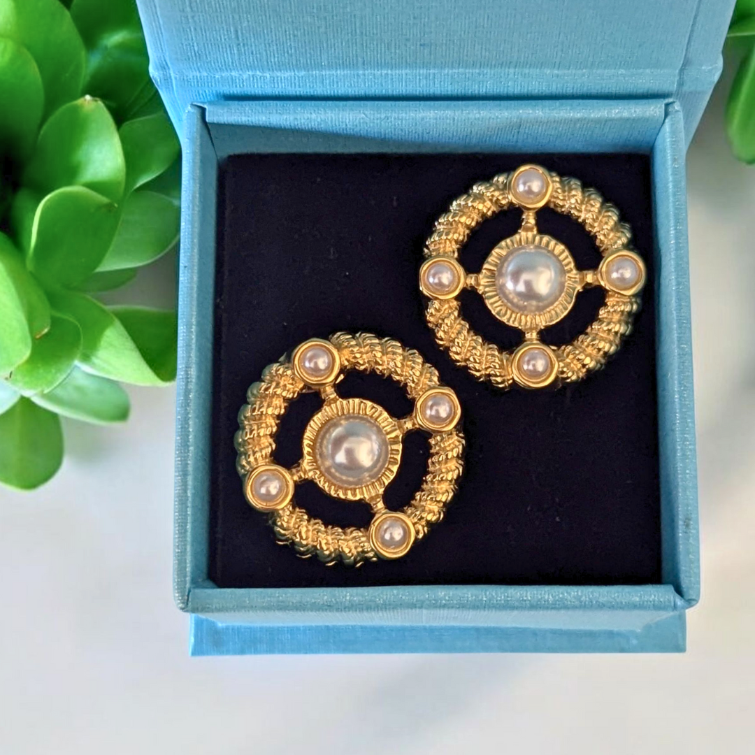 Paula | Gold (18K) Plated Round Pearl Stud Earrings