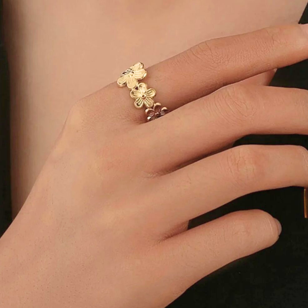 Emily | Gold Plated Flower Motif Design Resizable Ring