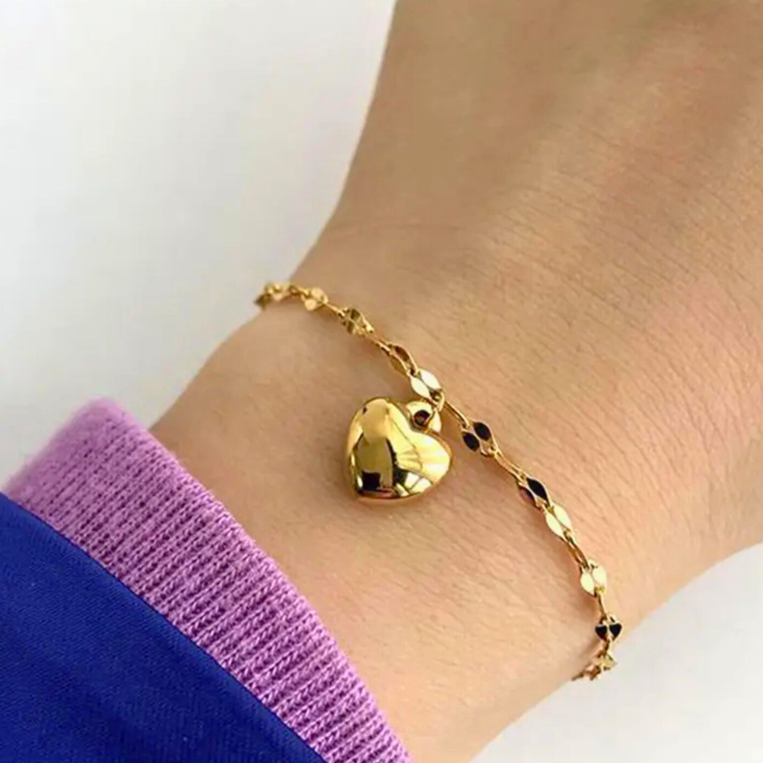 Zeta | Gold Plated Solid Love Heart Charm Bracelet