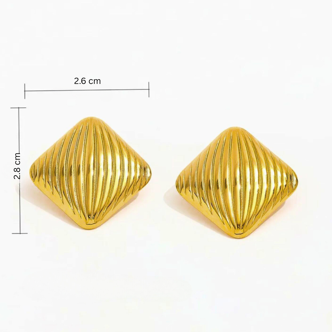 Orielle | Gold-Plated Vintage Ribbed Square Stud Earrings